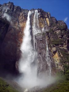 visitar salto angel amazonas